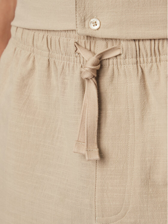 Ysabel Mora Ysabel Mora Pantalon scurți din material 90539 Bej închis Regular Fit