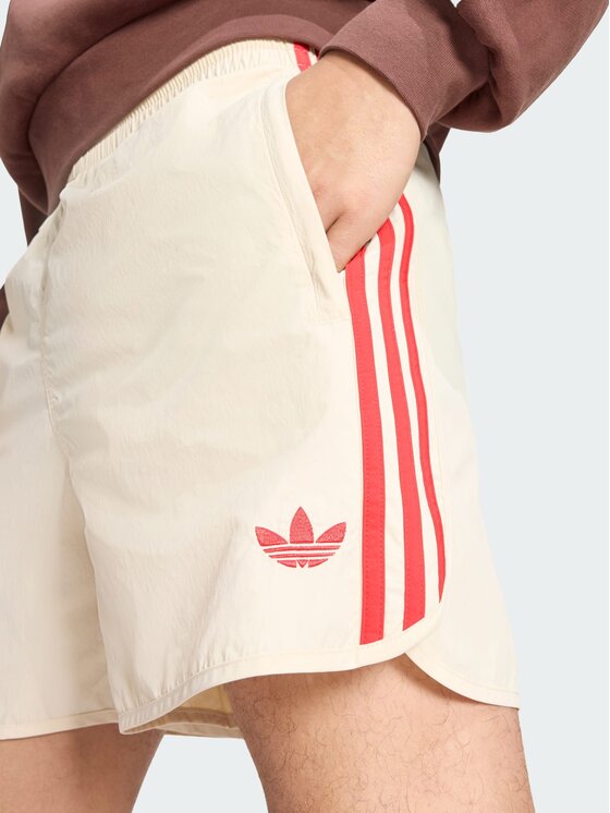 adidas adidas Szorty materiałowe 159299 Beżowy Regular Fit