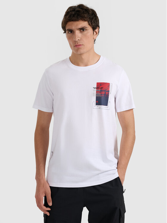 4F 4F T-Shirt VICTORY FIT Biały Regular Fit