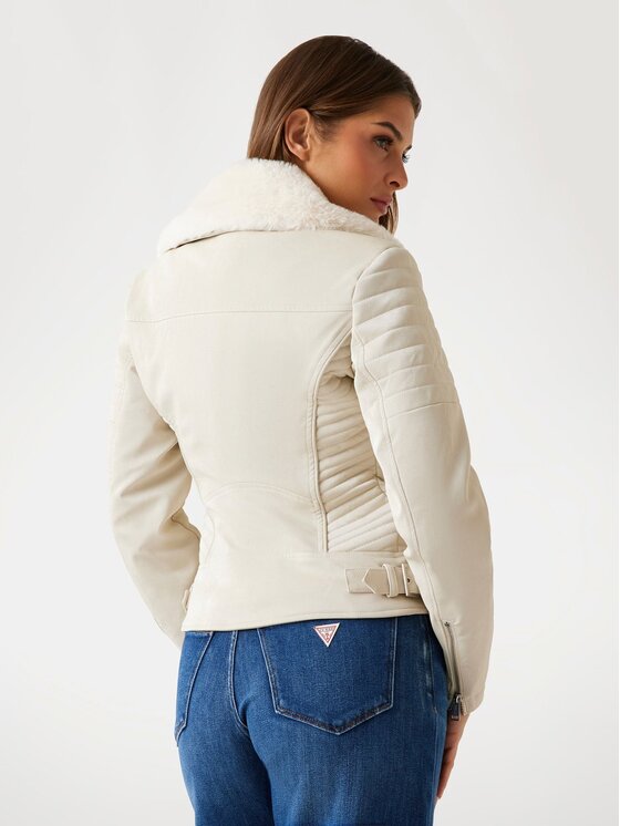 Guess Guess Преходно яке 178811 Бежов Classic Fit