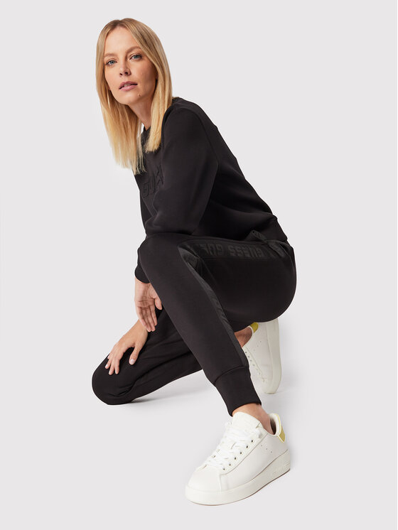 Guess Guess Спортивні штани V2YB18 K7UW2 Чорний Regular Fit