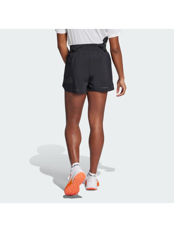 adidas adidas Szorty sportowe 140931 Czarny Regular Fit