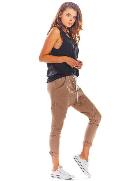 Infinite You Infinite You Spodnie damskie M217 Beżowy Basic Fit
