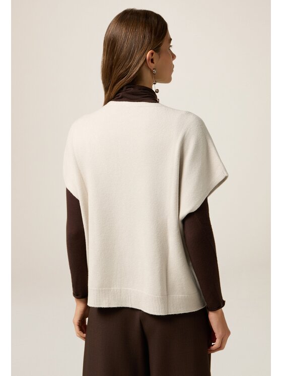 Oltre Oltre Maglione M136E002139N002 Crema Regular Fit