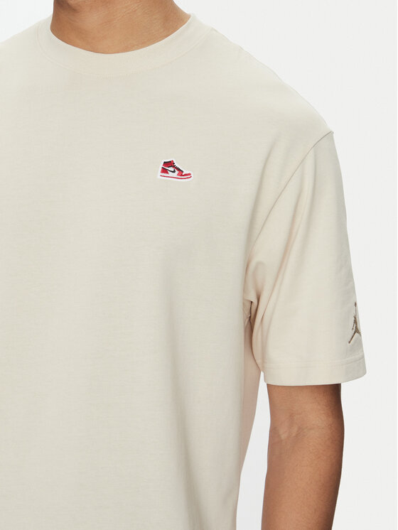 Nike Nike Тишърт FN5982 Бежов Regular Fit