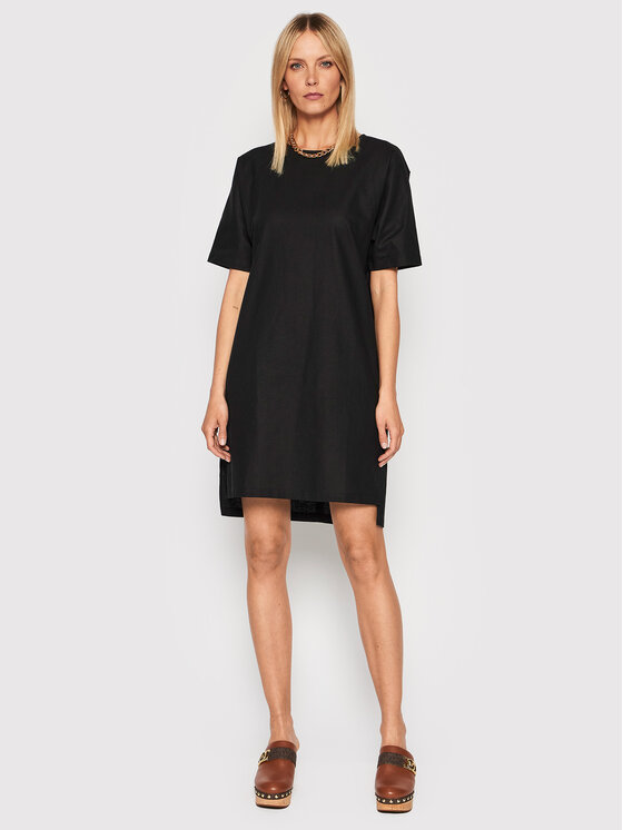 Makia Makia Haljina za svaki dan Saari W75045 Crna Relaxed Fit