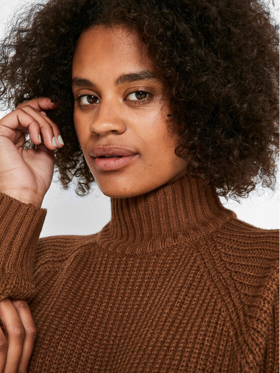 Noisy May Noisy May Трикотажна сукня Timmy 27017055 Коричневий Relaxed Fit