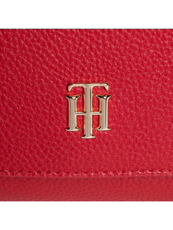 tommy hilfiger essence flap crossover