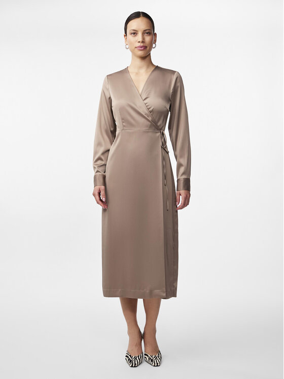 YAS YAS Každodenní šaty Pella 26030740 Béžová Regular Fit