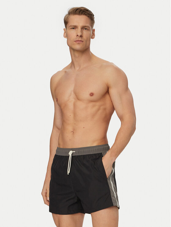 EA7 Emporio Armani EA7 Emporio Armani Plavecké šortky 7M001679 AF21070 MC429 Černá Regular Fit