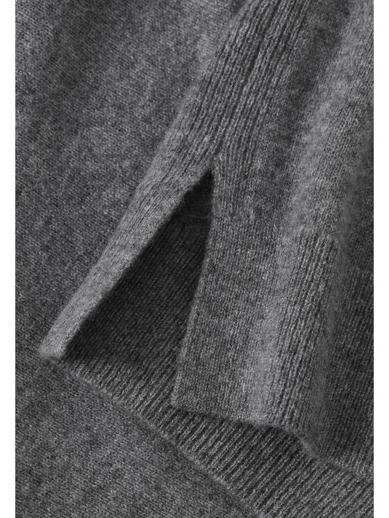 TATUUM TATUUM Sweter RETRA Szary Classic Fit