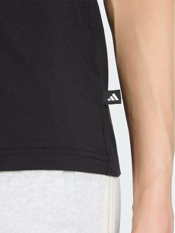 adidas adidas T-Shirt FOOD REGULAR GRAPHIC Czarny Regular Fit