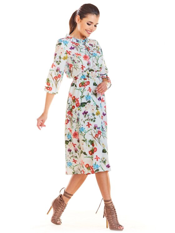 Infinite You Infinite You Sukienka letnia M201 Kremowy Basic Fit