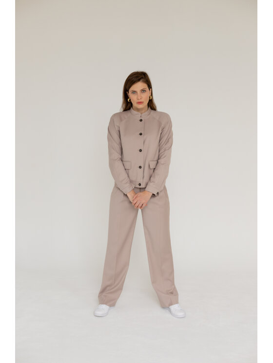Entelier Entelier Spodnie garniturowe Enzo proste z zaszewkami Beżowy Modern Relaxed Fit