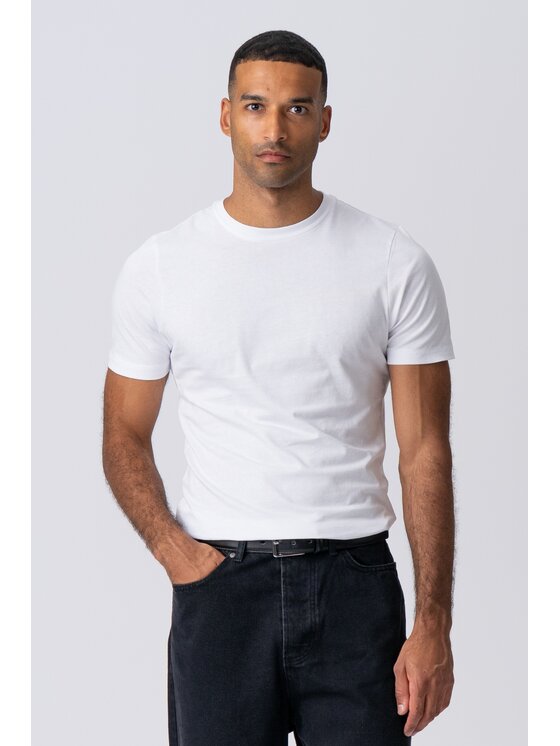 TeeShoppen TeeShoppen T-Shirt 'Muscle Collection' Biały Slim Fit