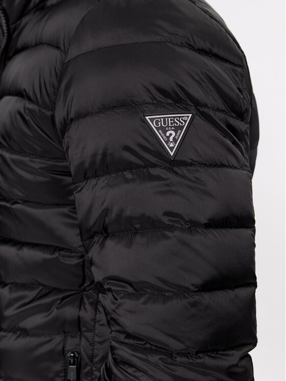 Guess Guess Vatovaná bunda M1RL47 WDQ50 Čierna Regular Fit