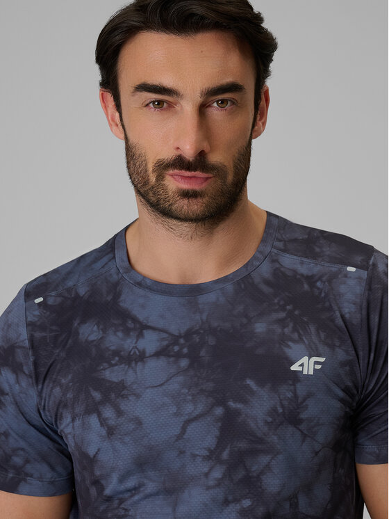 4F 4F Koszulka techniczna NO LIMITS Czarny Regular Fit