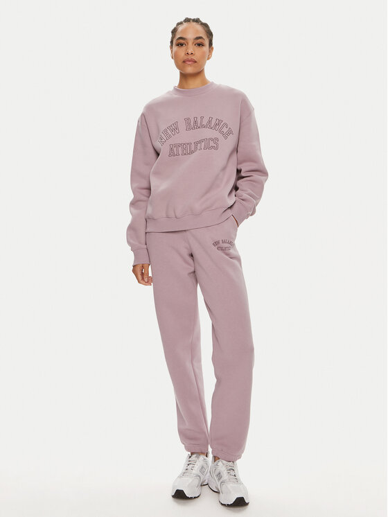 New Balance New Balance Суитшърт Graphic WT43516 Виолетов Relaxed Fit
