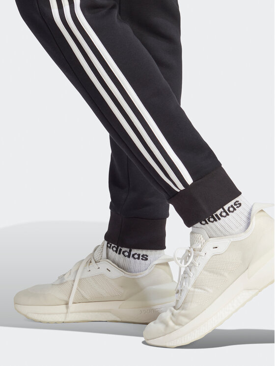 adidas adidas Долнище анцуг IB4030 Черен Regular Fit