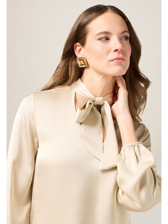 Oltre Oltre Blusa 2091R003186N021 Bianco Regular Fit