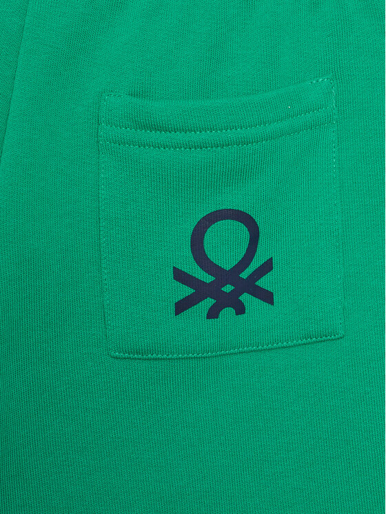 United Colors Of Benetton United Colors Of Benetton Αθλητικό σορτς 3J70G900P Πράσινο Regular Fit
