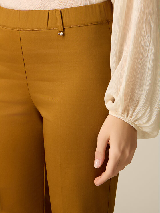 Oltre Oltre Pantaloni di tessuto P734R009309N028 Marrone Cropp Fit