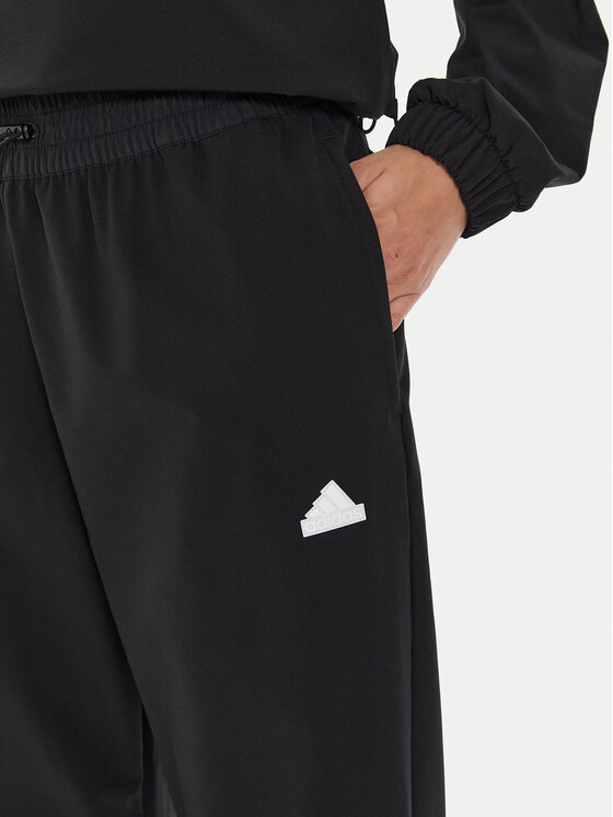 adidas adidas Spodnie dresowe City Escape IT8814 Czarny Regular Fit