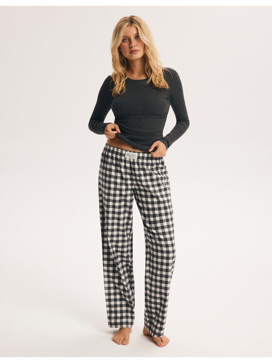 Esotiq Esotiq Spodnie materiałowe 45852 Szary Regular Fit