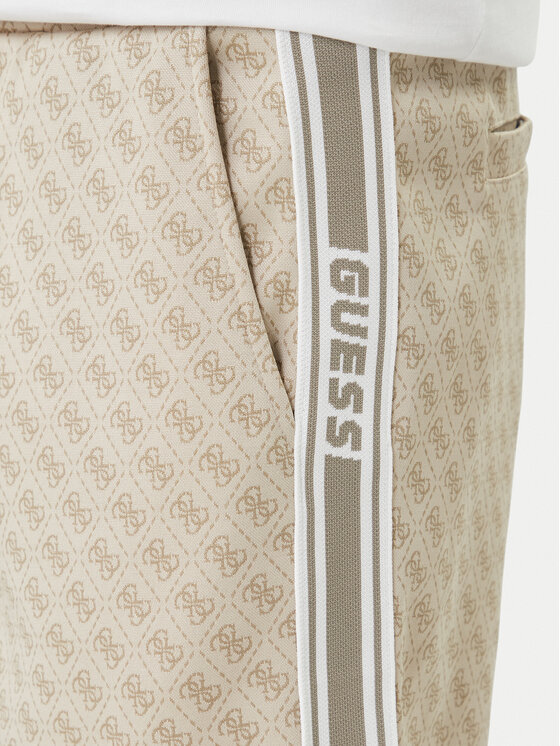 Guess Guess Pantaloni scurți sport Z6GD12 K3220 Bej Regular Fit