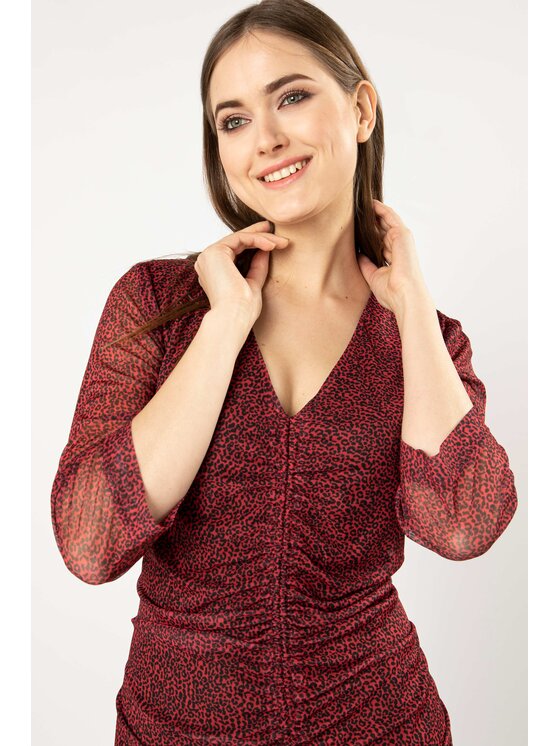 QUIOSQUE QUIOSQUE Každodenné šaty REDPANTER DRESS TEST Červená Regular Fit