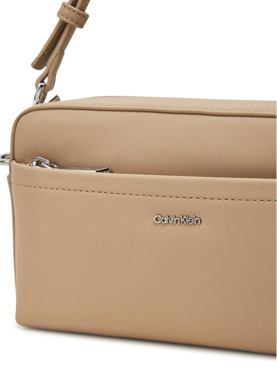 Calvin Klein Calvin Klein Τσάντα Ck Must Convertible Camera Bag K60K612901 Μπεζ