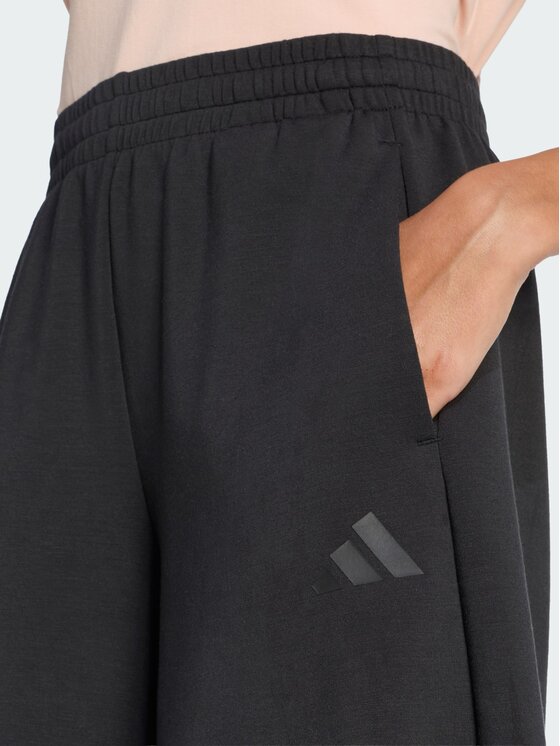 adidas adidas Szorty materiałowe 159451 Czarny Loose Fit
