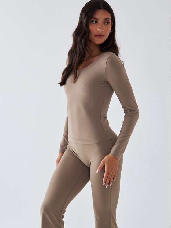 BeShaped BeShaped Longsleeve Morning Dew Beżowy Shaping Fit