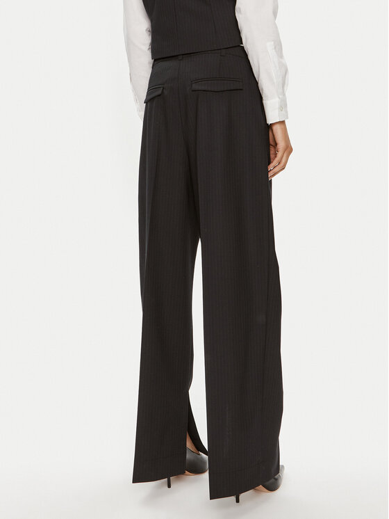 Herskind Herskind Spodnie materiałowe Rupert 5216134 Granatowy Relaxed Fit
