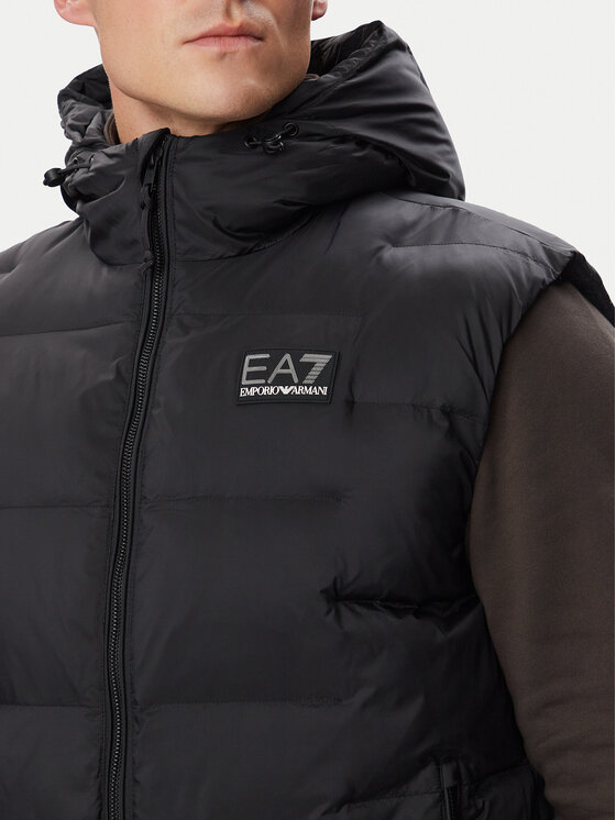EA7 Emporio Armani EA7 Emporio Armani Brezrokavnik 7M002386 AF15956 UC001 Črna Modern Fit