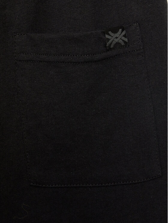 United Colors Of Benetton United Colors Of Benetton Pantaloni scurți sport 3BL0C901R Negru Regular Fit