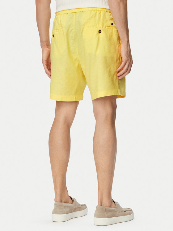 Tommy Hilfiger Tommy Hilfiger Szorty materiałowe Dover MW0MW44353 Żółty jasny Regular Fit