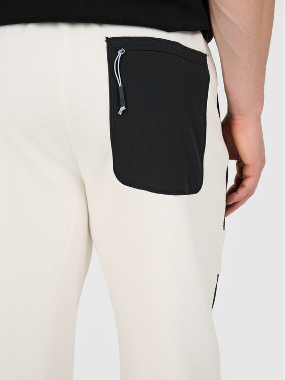 4F 4F Joggery APRES SKI Kremowy Regular Fit