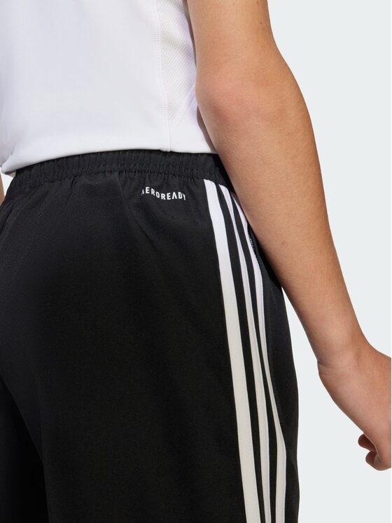 adidas adidas Szorty sportowe 152401 Czarny Regular Fit