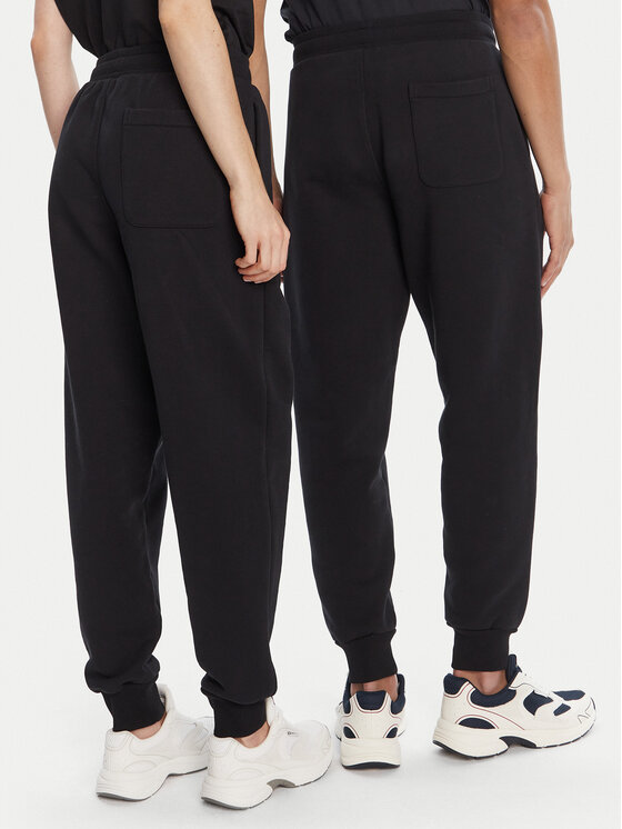 AMI PARIS AMI PARIS Спортивні штани UTR240.747 Чорний Regular Fit