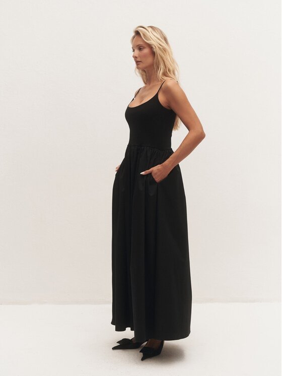 Le Collet Le Collet Sukienka letnia JOA Czarny Flare Fit