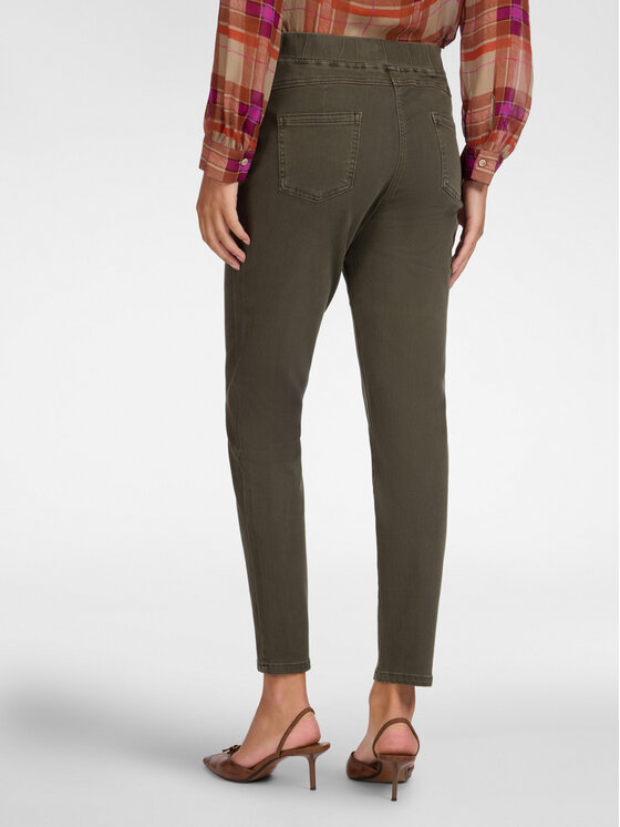 Elena Mirò Elena Mirò Pantaloni di tessuto P152G000436N025 Verde Slim Fit