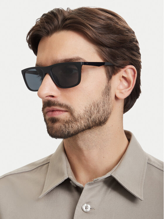 Emporio Armani Emporio Armani Sonnenbrillen 0EA4272U 637387 Schwarz