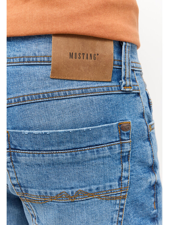 Mustang Mustang Pantaloncini di jeans WASHINGTON SHORTS Blu Straight Fit