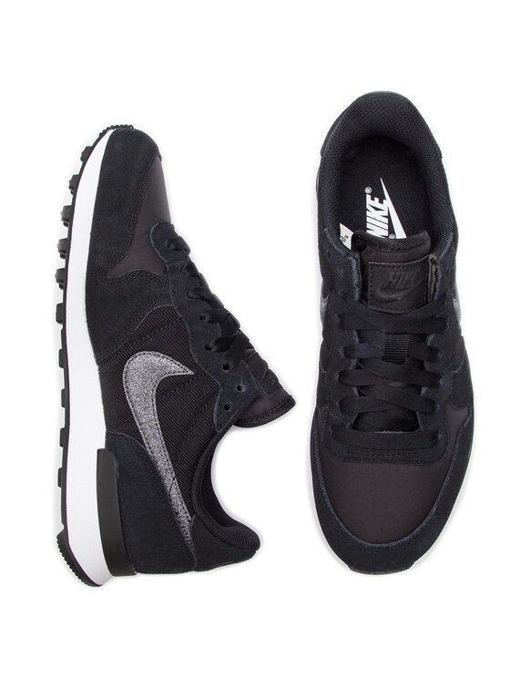 Nike internationalist we 2025