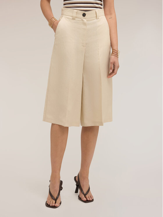 Motivi Motivi Pantaloncini di tessuto P00WQ004581N0R2 Crema Flare Fit