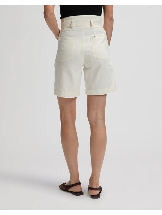 Lee Lee Szorty jeansowe PLEATED BERMUDA Biały Loose Fit