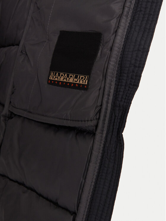 Napapijri Napapijri Zimné bundy Aerons Rise NP0A4HCQ Čierna Regular Fit