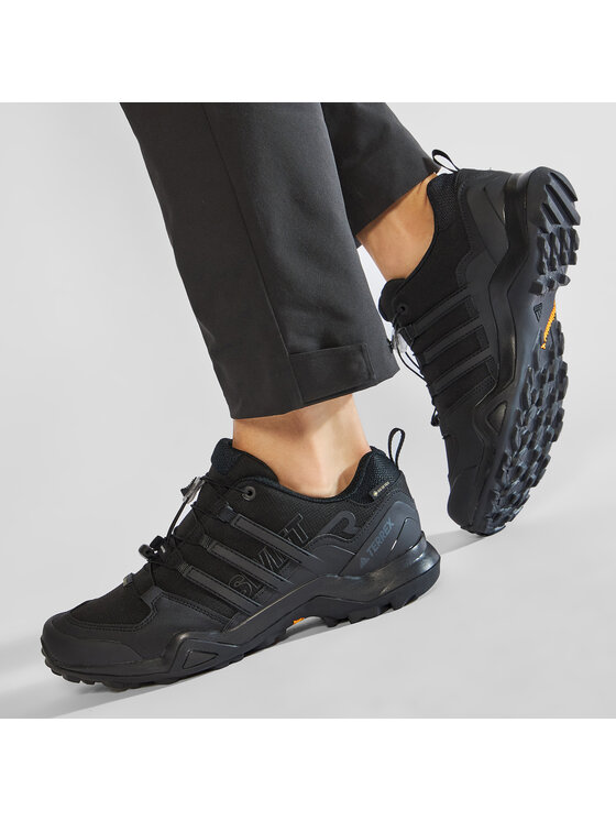 adidas adidas Pārgājienu apavi Terrex Swift R2 Gtx GORE-TEX CM7492 Melns