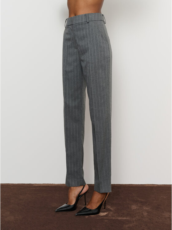 La Mania La Mania Spodnie garniturowe DANA 2 Szary Classic Fit